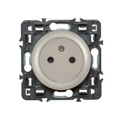 Prise Affleurante 2P+T Céliane - Alu LEGRAND