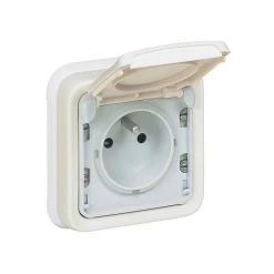 Prise De Courant Avec Terre + Volet Plexo Blanc LEGRAND