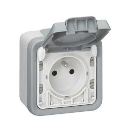 Prise Extérieure 2P+T - IP933 - Volet Complet - Gris LEGRAND